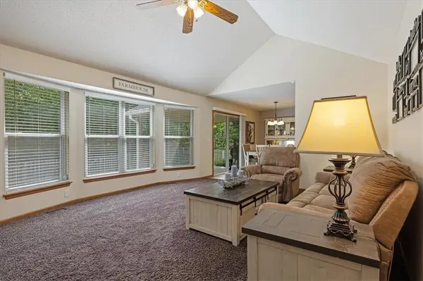 525 NW 1891 RD, Kingsville, MO 64061