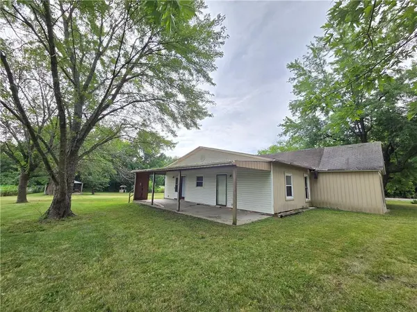 12754 NW State Route 52 N/A, Amoret, MO 64722
