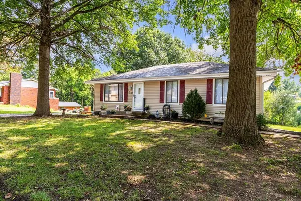 300 W Carla ST, Savannah, MO 64485