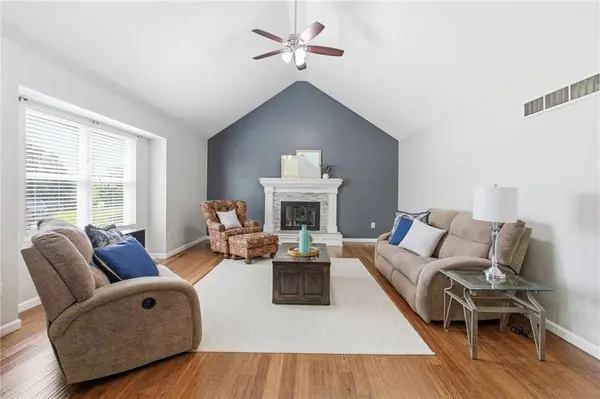 19432 E 11th TER #N, Independence, MO 64056