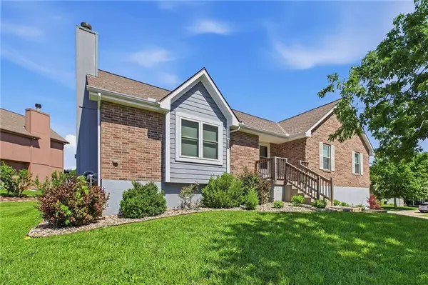 19432 E 11th TER #N, Independence, MO 64056