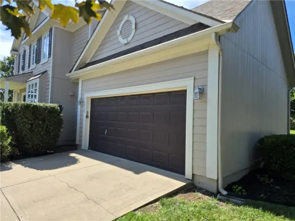 14940 S Gallery ST, Olathe, KS 66062