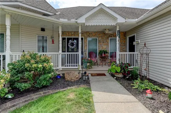 9897 SW 223rd ST, Trimble, MO 64492