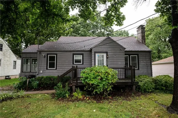 4500 Fisher ST, Kansas City, KS 66103