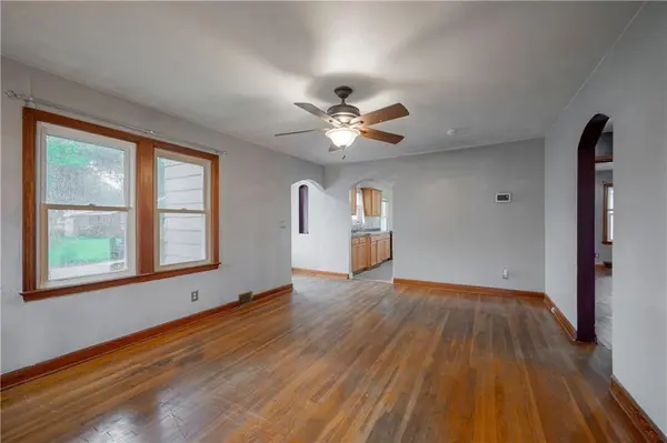 4500 Fisher ST, Kansas City, KS 66103