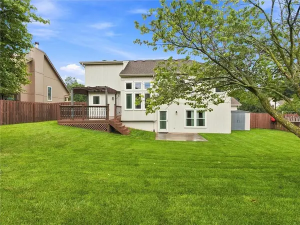7338 N Booth AVE, Kansas City, MO 64158