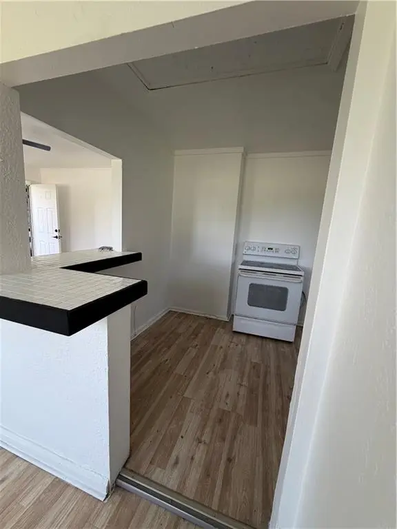 1920 E 84TH TER, Kansas City, MO 64132