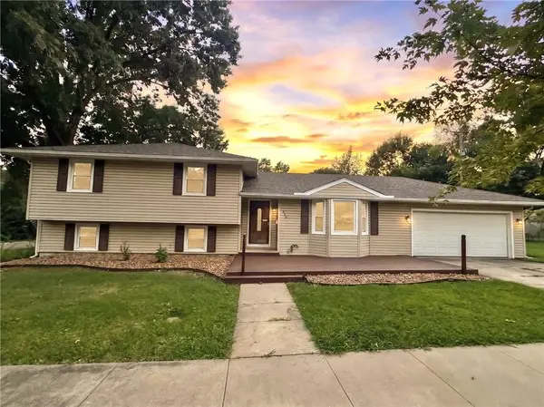 920 S New York AVE, Sedalia, MO 65301
