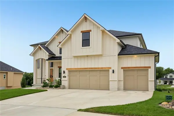 8718 N Farley AVE, Kansas City, MO 64157
