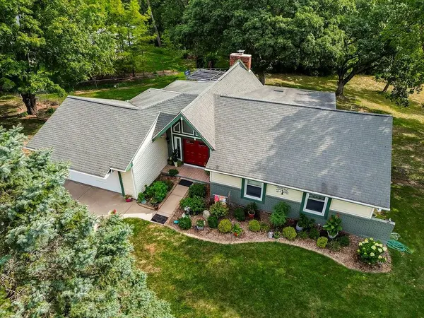 24825 Countryview DR, Kearney, MO 64060