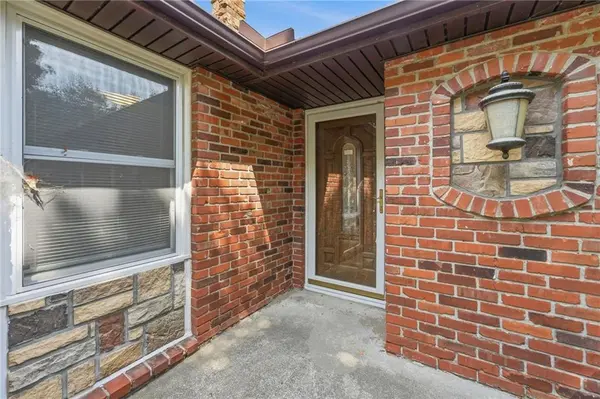 12705 S Outer Belt RD, Lone Jack, MO 64070