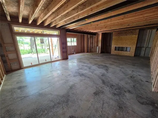 11457 S Mesquite SQ, Olathe, KS 66061