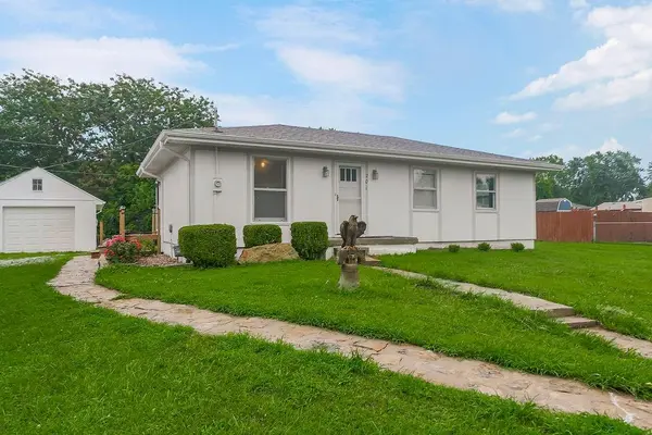 201 W 8th ST, Edgerton, KS 66021