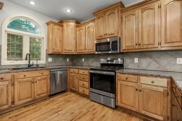 9105 N Kansas CT, Kansas City, MO 64156
