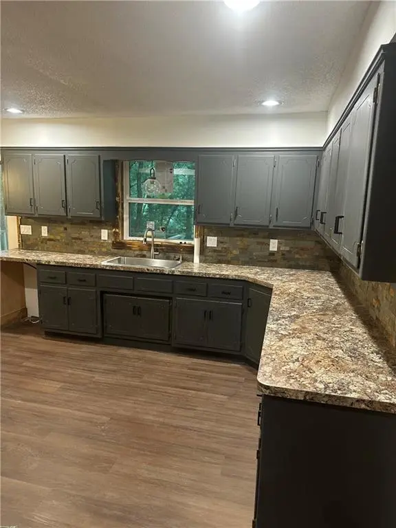2594 Georgia RD, Ottawa, KS 66067
