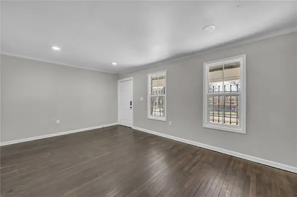 5208 E 8th ST, Kansas City, MO 64124