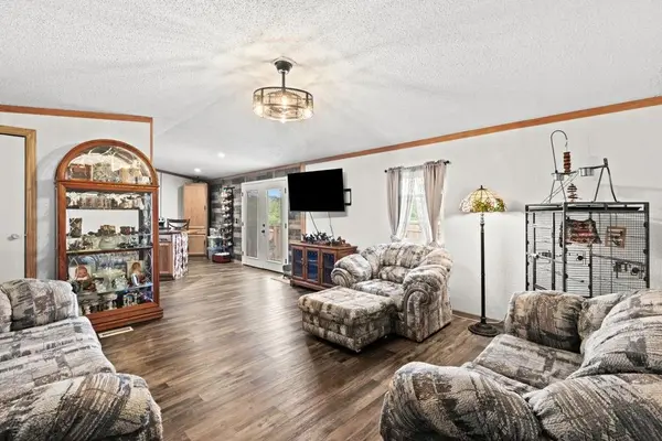 845 S Carriage DR, Deepwater, MO 64740