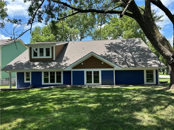 920 N 14th ST, Leavenworth, KS 66048