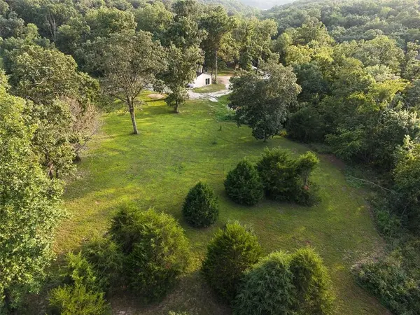 25438 Poplar DR, Barnett, MO 65011