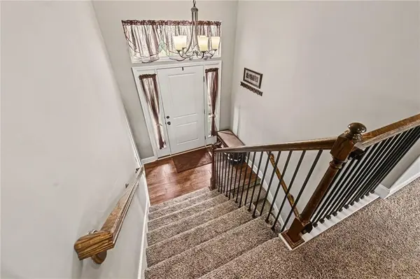 1401 NE 182nd ST, Smithville, MO 64089
