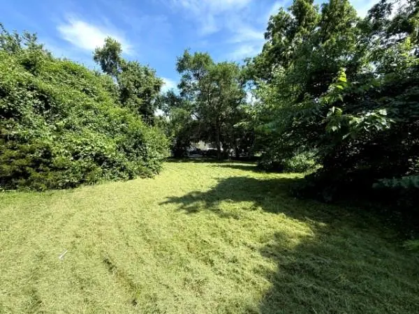122 Arthur AVE, Bonner Springs, KS 66012