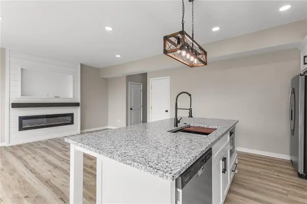 1137 Walnut AVE, Osawatomie, KS 66064