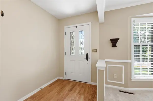 2206 W 120th ST, Leawood, KS 66209