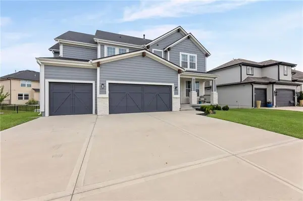 5837 Belmont DR, Shawnee, KS 66226