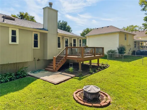 320 Regency Park ST, Kearney, MO 64060