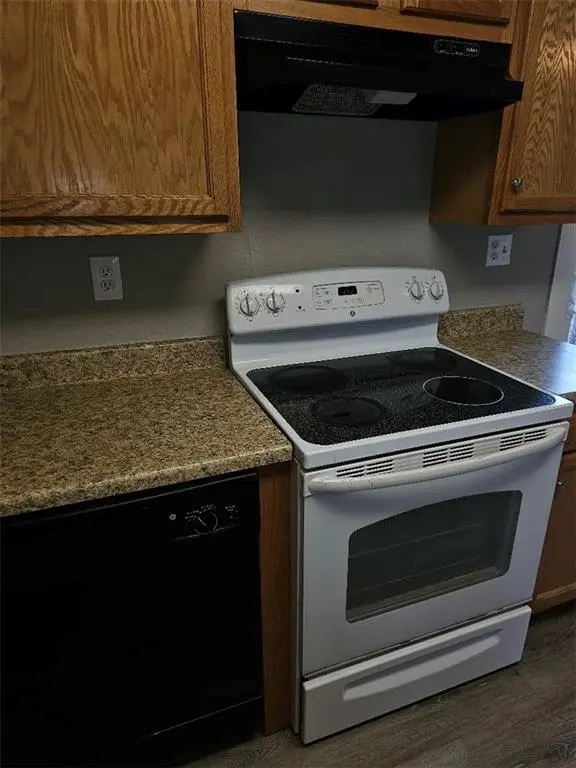 11309 Manchester AVE, Kansas City, MO 64134