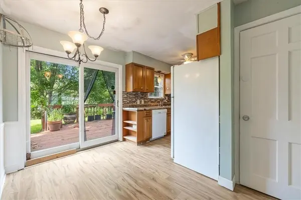 114 W Pocahontas LN, Kansas City, MO 64114