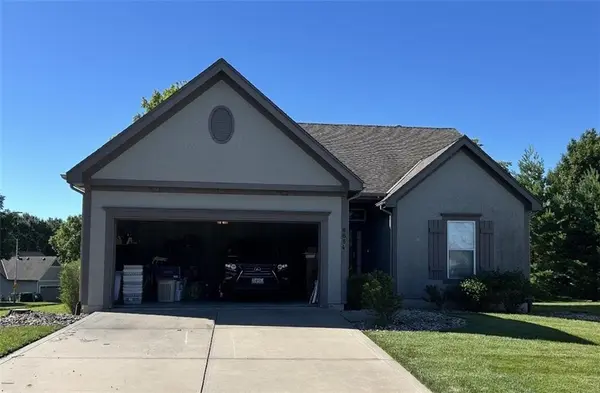 8654 N Britt AVE, Kansas City, MO 64154