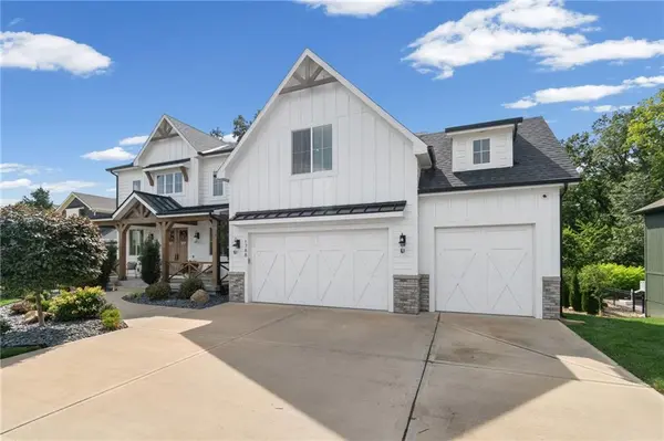 1788 Homestead DR, Liberty, MO 64068