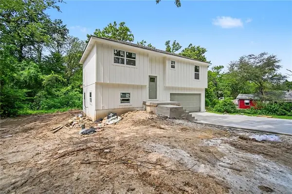 3008 N 48th TER, Kansas City, KS 66104