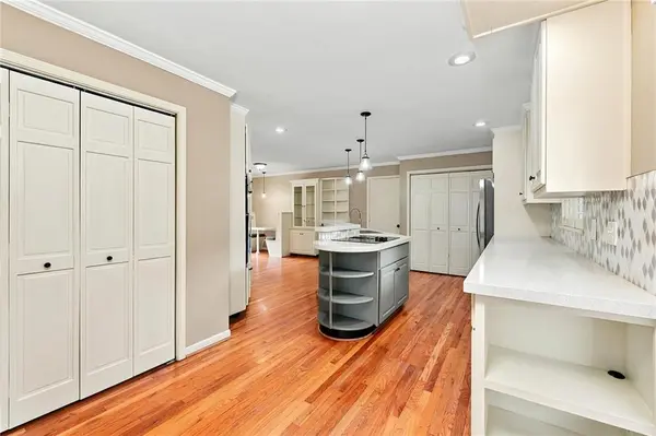 3522 N Lister AVE, Kansas City, MO 64117