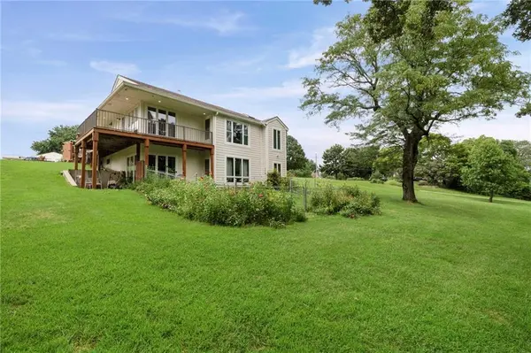 32435 W 91st ST, De Soto, KS 66018