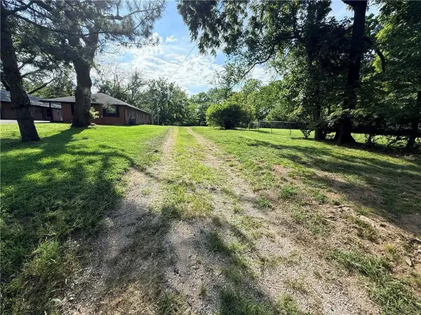 1304 N River BLVD, Independence, MO 64050