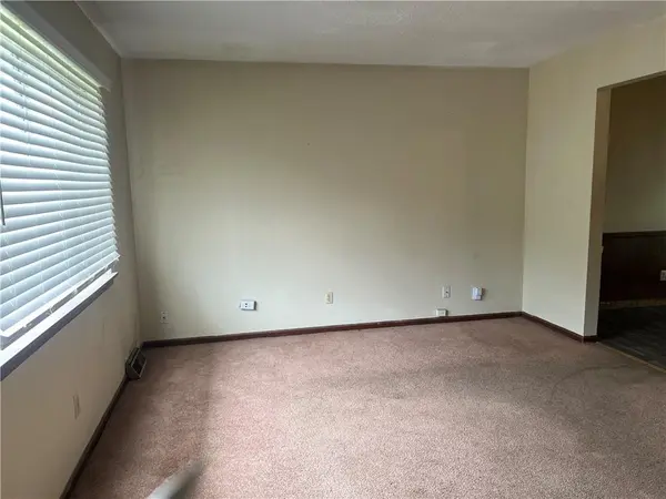 3102 N 68th ST, Kansas City, KS 66109