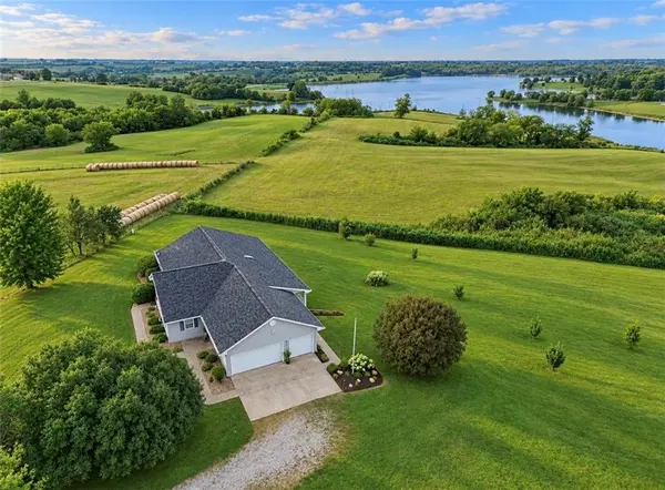 25651 Liberty RD, Maryville, MO 64468