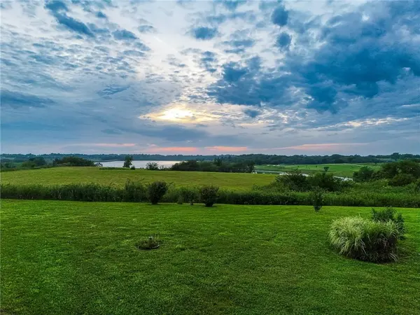 25651 Liberty RD, Maryville, MO 64468