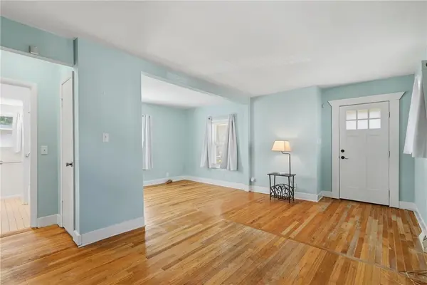 118 E 81st ST, Kansas City, MO 64114