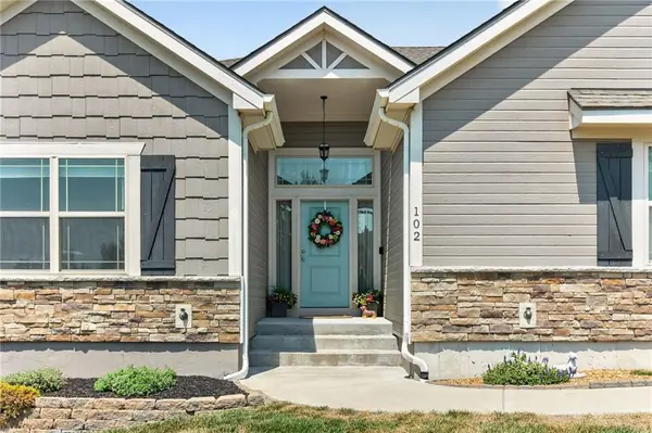 102 Dorchester DR, Plattsburg, MO 64477