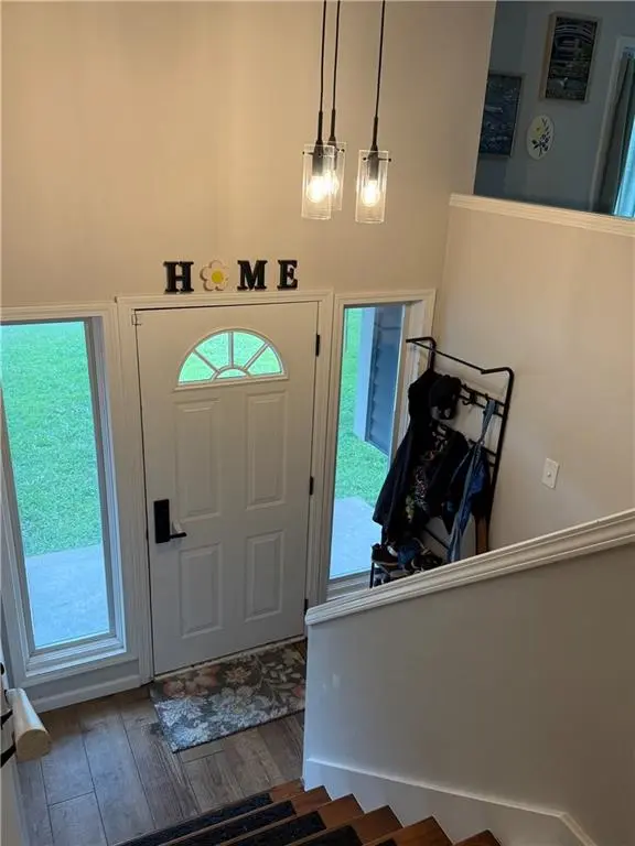 7111 Michael LN, Pleasant Valley, MO 64068