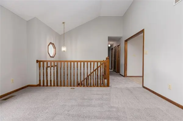 8631 NE 110th ST, Kansas City, MO 64157
