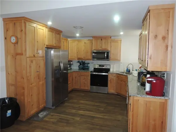 130 NW 181st RD, Warrensburg, MO 64093