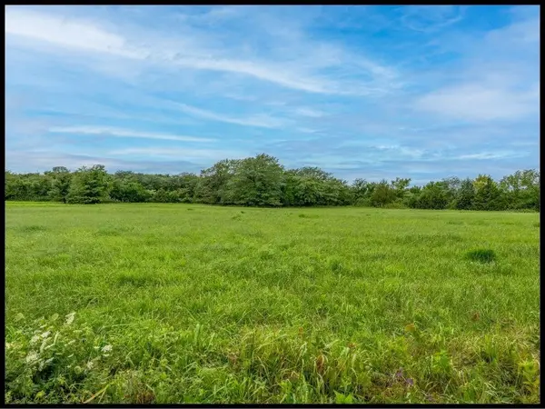 115 RD, Knob Noster, MO 65336