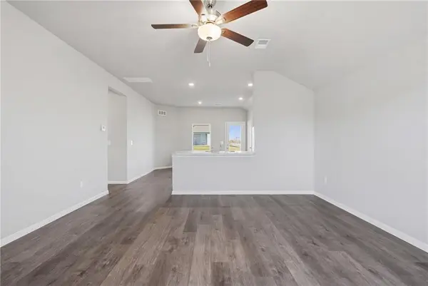 891 N Pear ST, Gardner, KS 66030