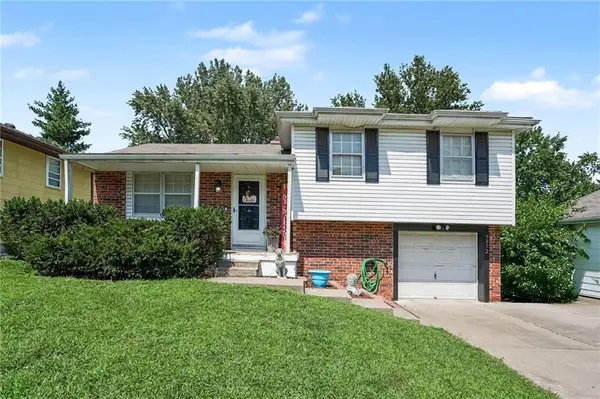 5052 NE 56th PL, Kansas City, MO 64119