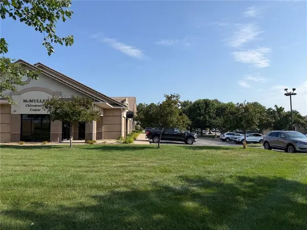 1508 N Church RD, Liberty, MO 64068