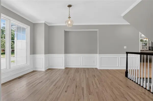 6801 N Quincy CIR, Kansas City, MO 64119